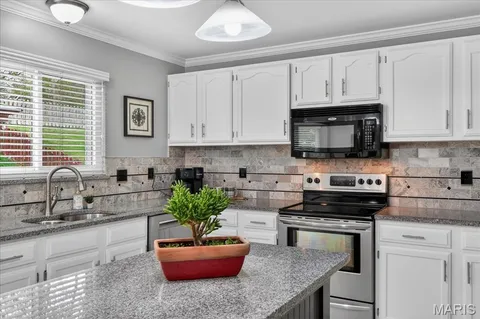 $475,000 | 10331 Jade Forest Drive, St. Louis, MO 63123