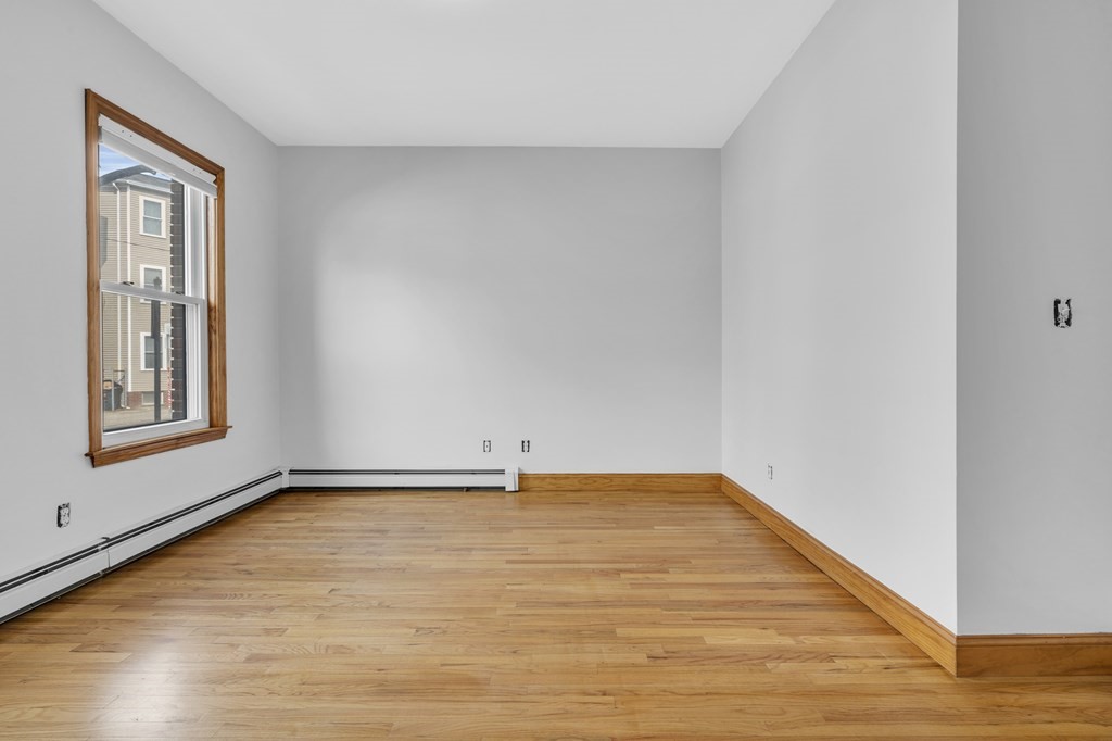 18 O Street, Unit 1 Boston, MA 02127 - Photo 7 of 11