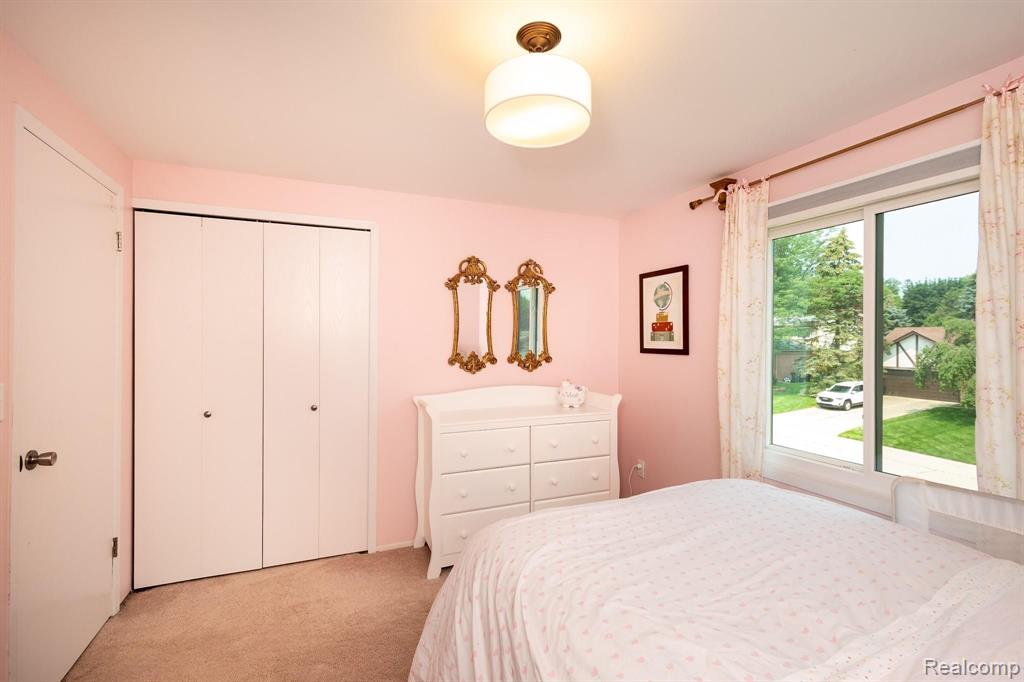 567 Lockport Road Rochester Hills, MI 48307 - Photo 17 of 29