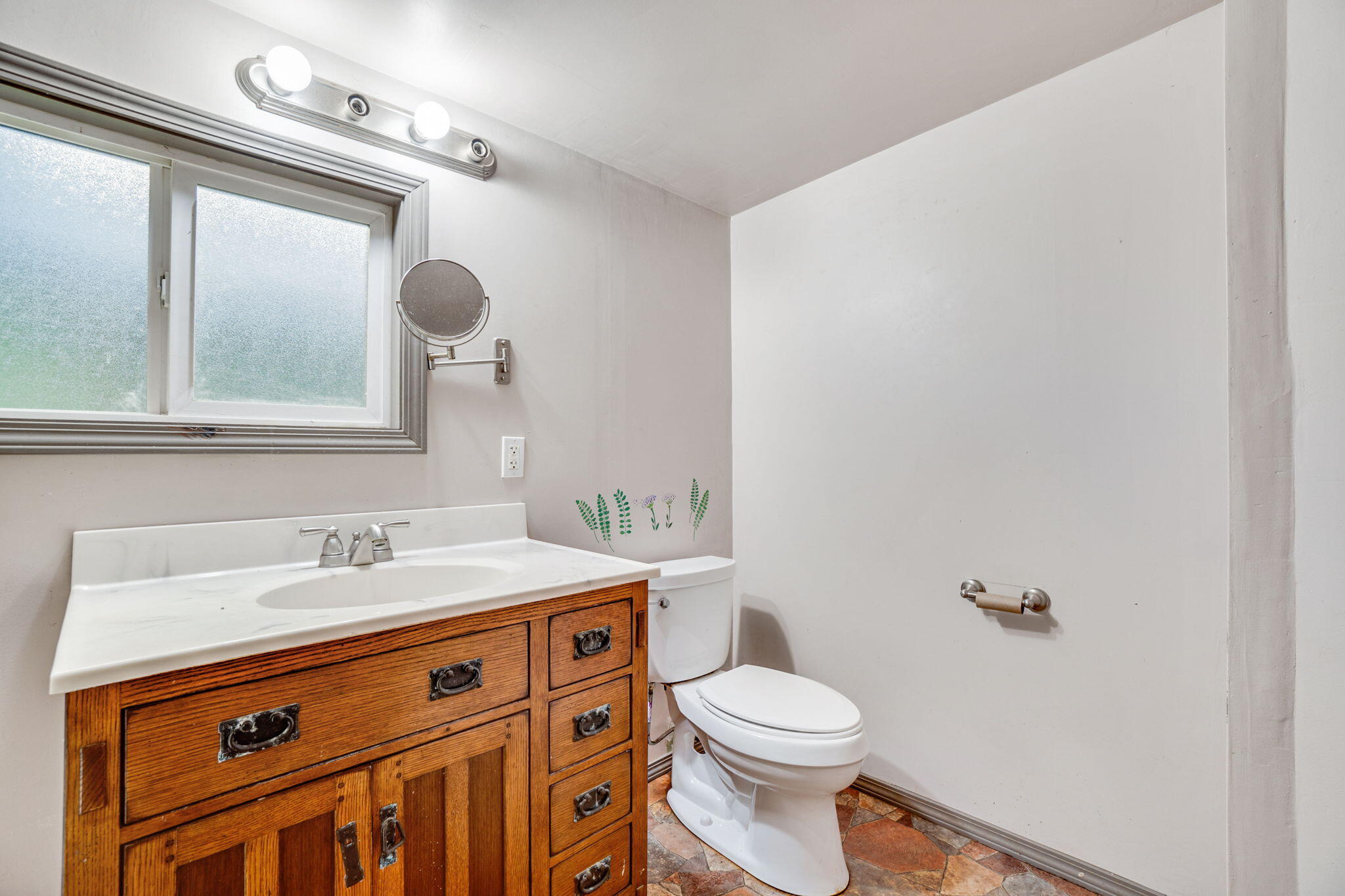 3070 Pigeon Point Road Eureka, CA 95503 - Photo 15 of 24 15-web-or-mls-DSC02958HDR