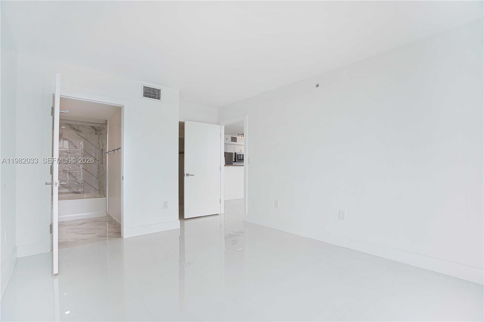 90 Alton Road, Unit 2212 Miami Beach, FL 33139 - Photo 24 of 42 Master Bedroom