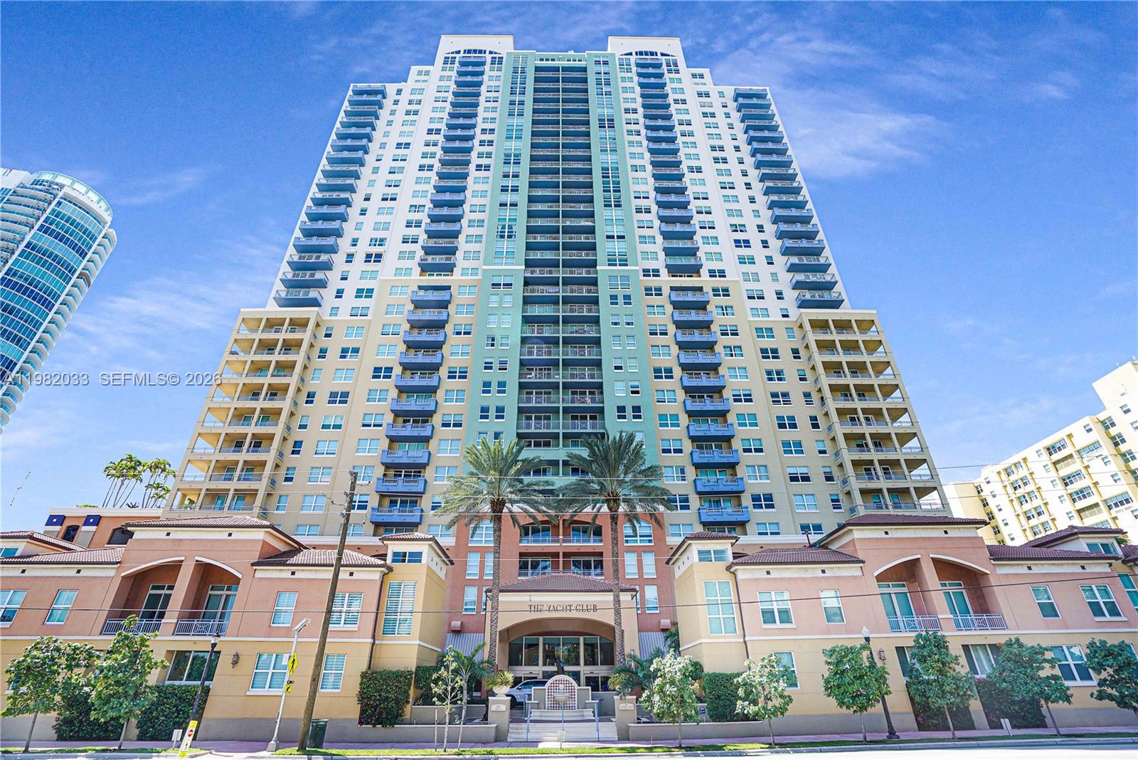 90 Alton Road, Unit 2212 Miami Beach, FL 33139 - Photo 36 of 42