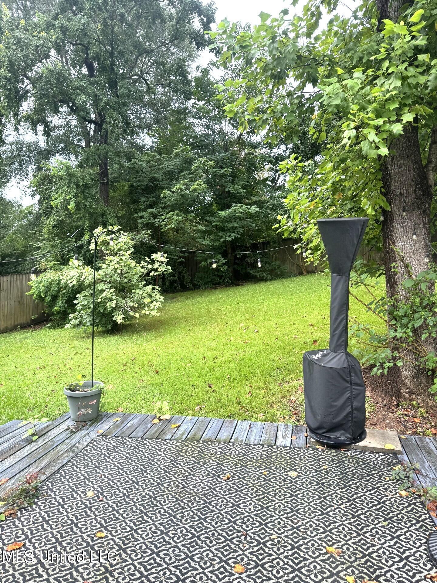 552 Ratcliff Place Natchez, MS 39120 - Photo 15 of 17 thumbnail_IMG_2528.jpg 552 17