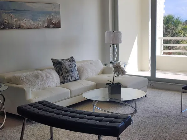 $4,300 | 4201 North Ocean Boulevard, Unit 307, Boca Raton, FL 33431