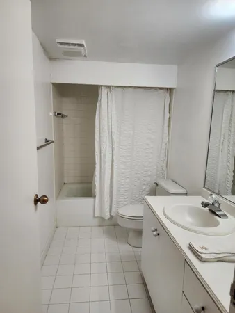 $4,300 | 4201 North Ocean Boulevard, Unit 307, Boca Raton, FL 33431