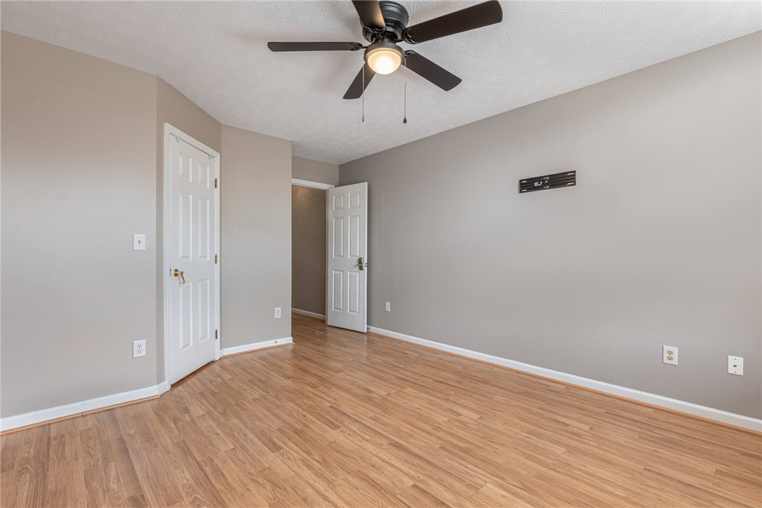 3913 East Summit Ridge Drive Beavercreek, OH 45430 - Photo 23 of 39