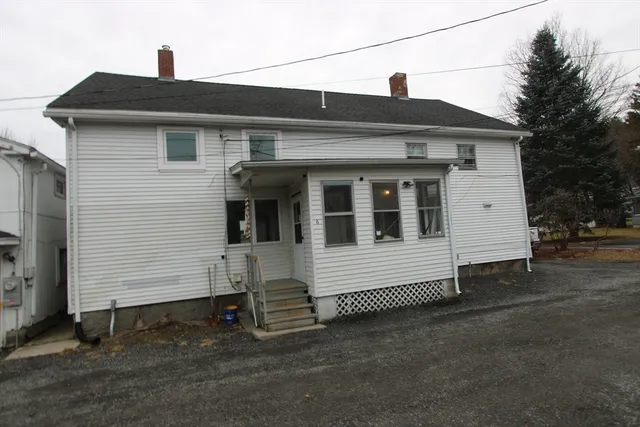 $2,900 | 6 Canal Street, Unit A, Sutton, MA 01590