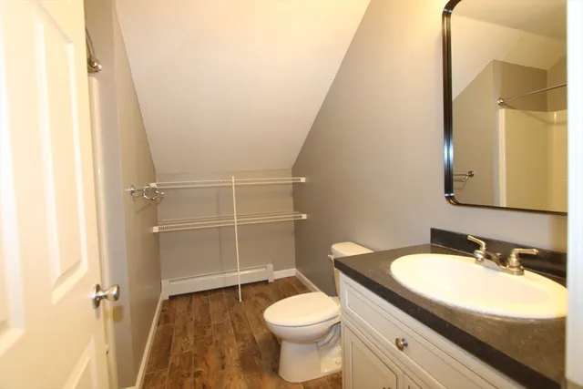 $2,900 | 6 Canal Street, Unit A, Sutton, MA 01590