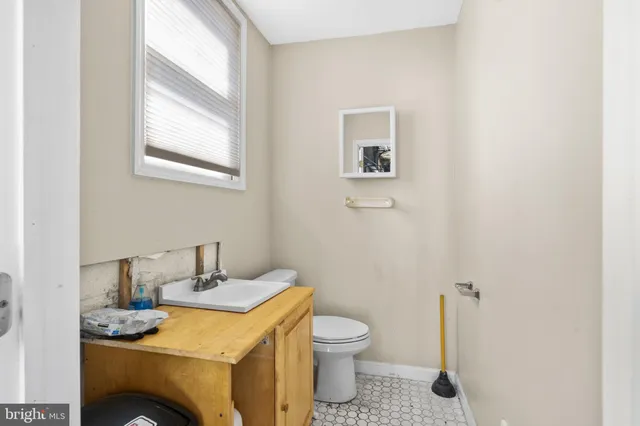 $629,999 | 309 Lynwood Avenue, Jenkintown, PA 19046