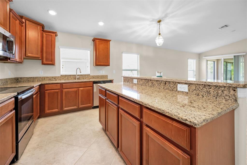 10106 Tolman Drive Hudson, FL 34667 - Photo 12 of 66