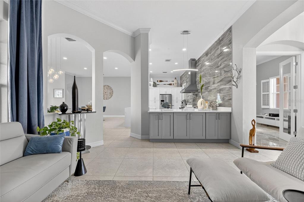 719 Islebay Drive Apollo Beach, FL 33572 - Photo 28 of 96