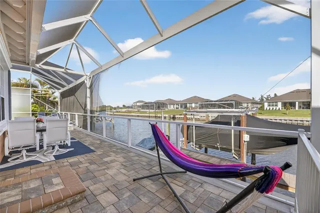 $1,349,000 | 719 Islebay Drive, Apollo Beach, FL 33572