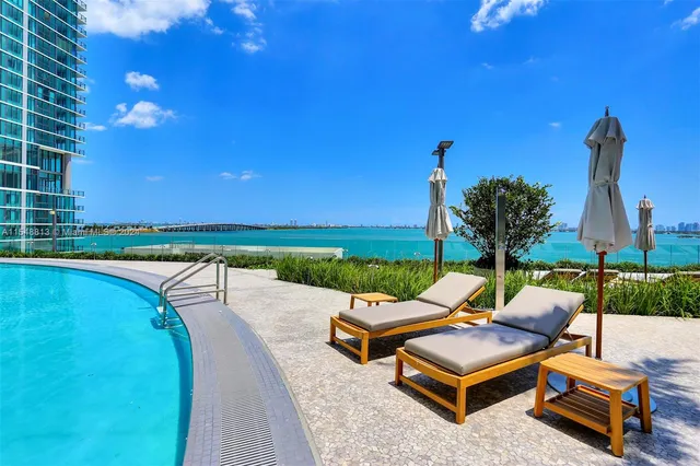 $819,000 | 480 Northeast 31st Street, Unit 2202, Miami, FL 33137