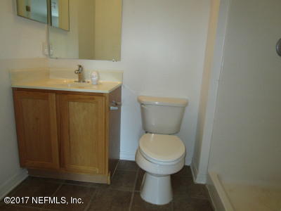 76480 Longleaf Loop Yulee, FL 32097 - Photo 19 of 24 BATHROOM