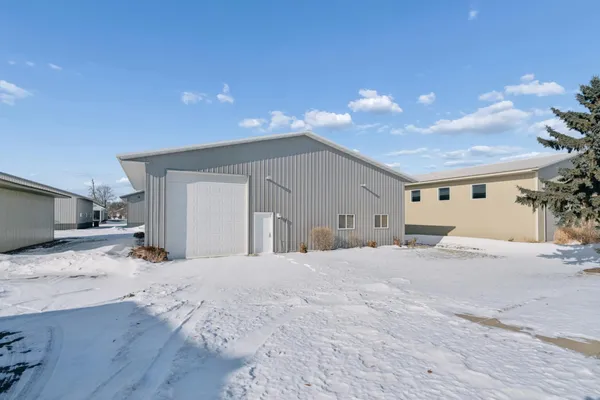 $649,900 | 7785 Clydesdale Circle, Circle Pines, MN 55014