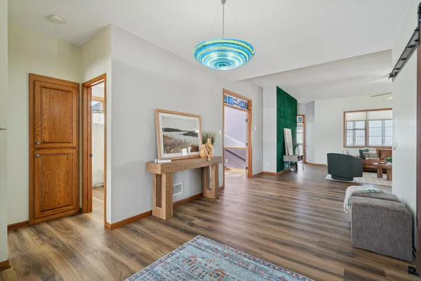 $649,900 | 7785 Clydesdale Circle, Circle Pines, MN 55014