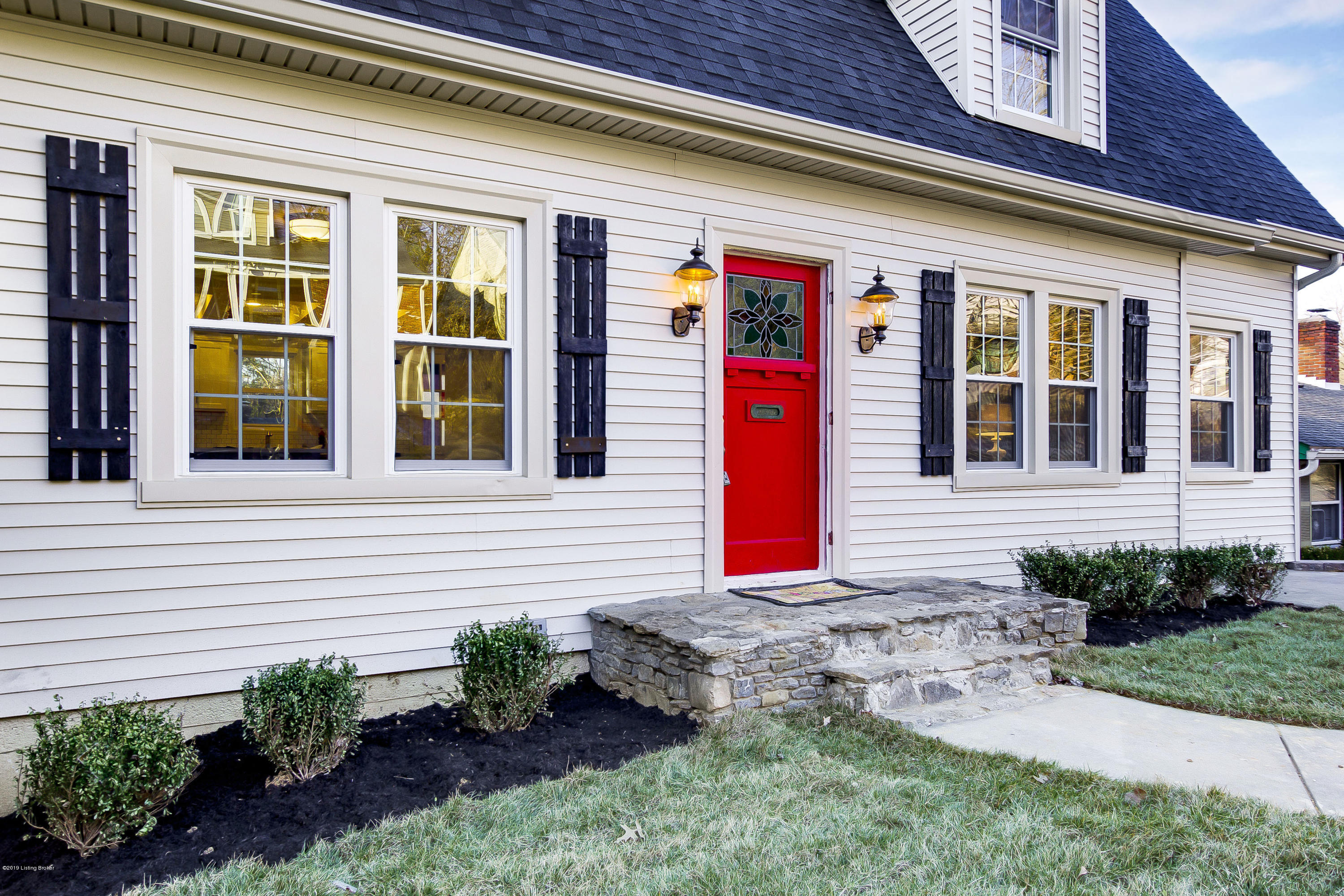 1851 Gresham Road Louisville, KY 40205 - Photo 4 of 35 1851_GreshamRd_40205_0102