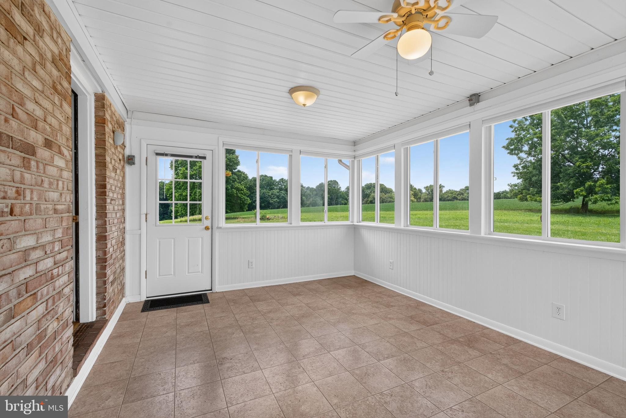 314 Reckord Road Fallston, MD 21047 - Photo 6 of 43 Sun/Mudroom