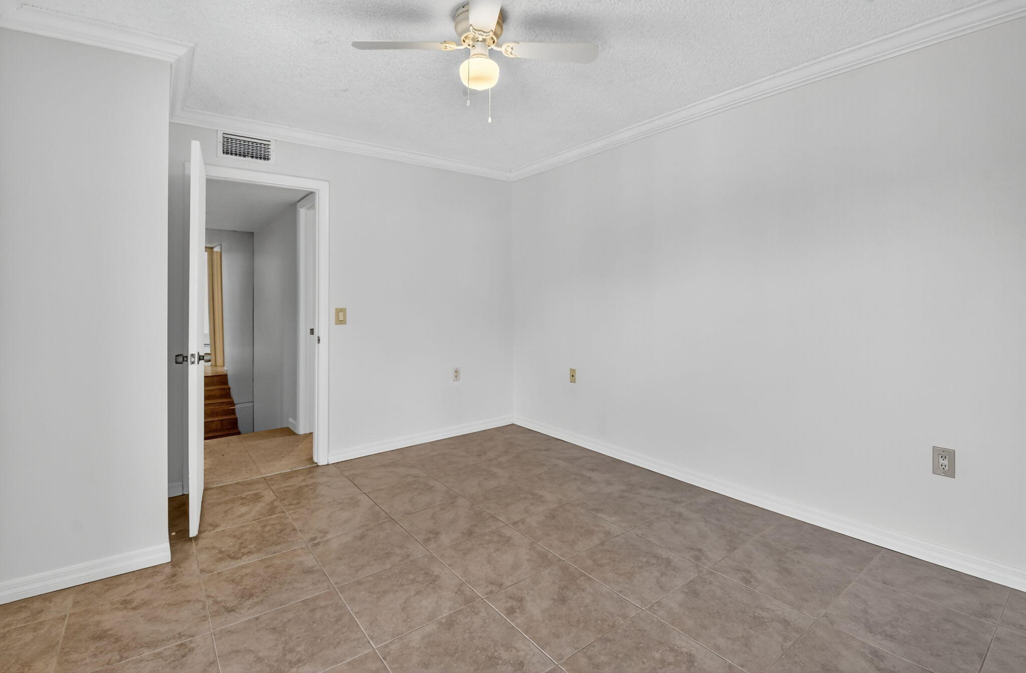2907 Southwest 22nd Circle, Unit 39D Delray Beach, FL 33445 - Photo 24 of 57 an empty room with a bathroom