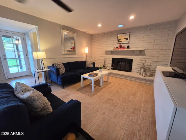 $699,900 | 3941 East Cholla Street, Phoenix, AZ 85028