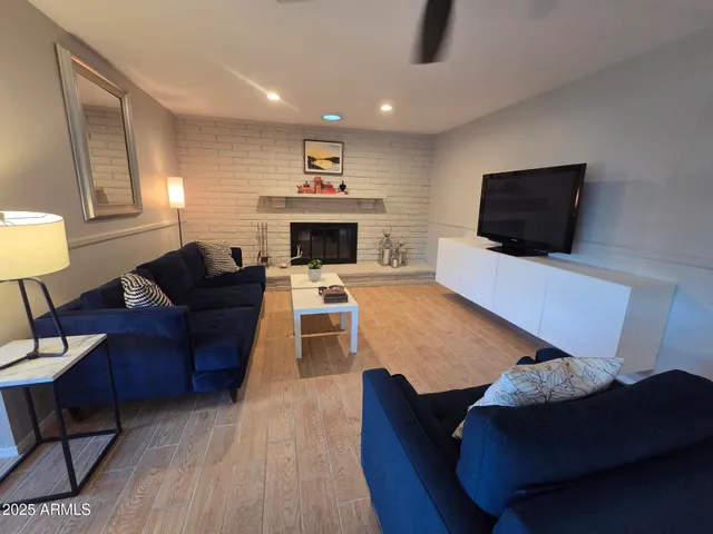 $699,900 | 3941 East Cholla Street, Phoenix, AZ 85028