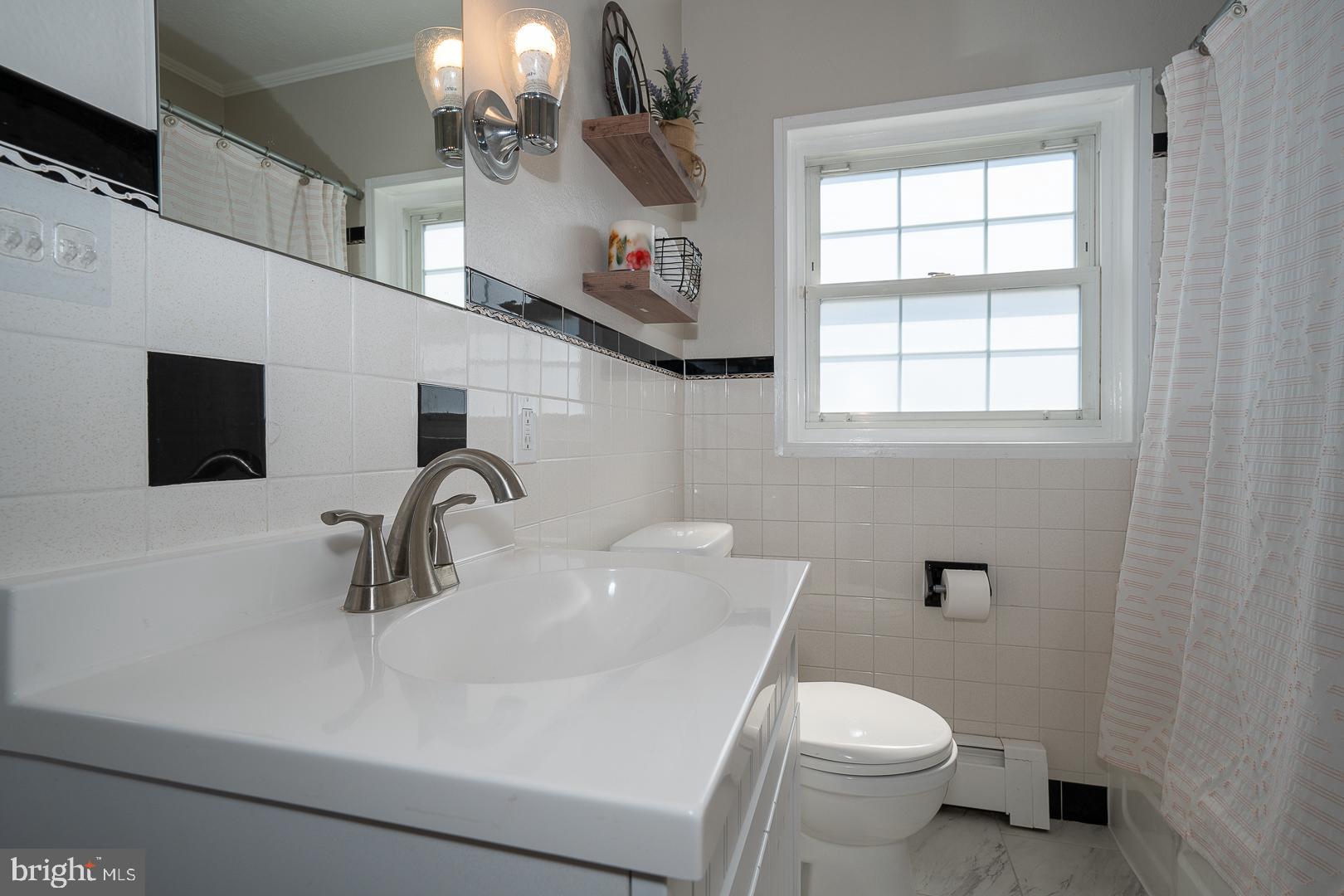 1034 Terrace Lane Pottstown, PA 19464 - Photo 21 of 35 Full Bath