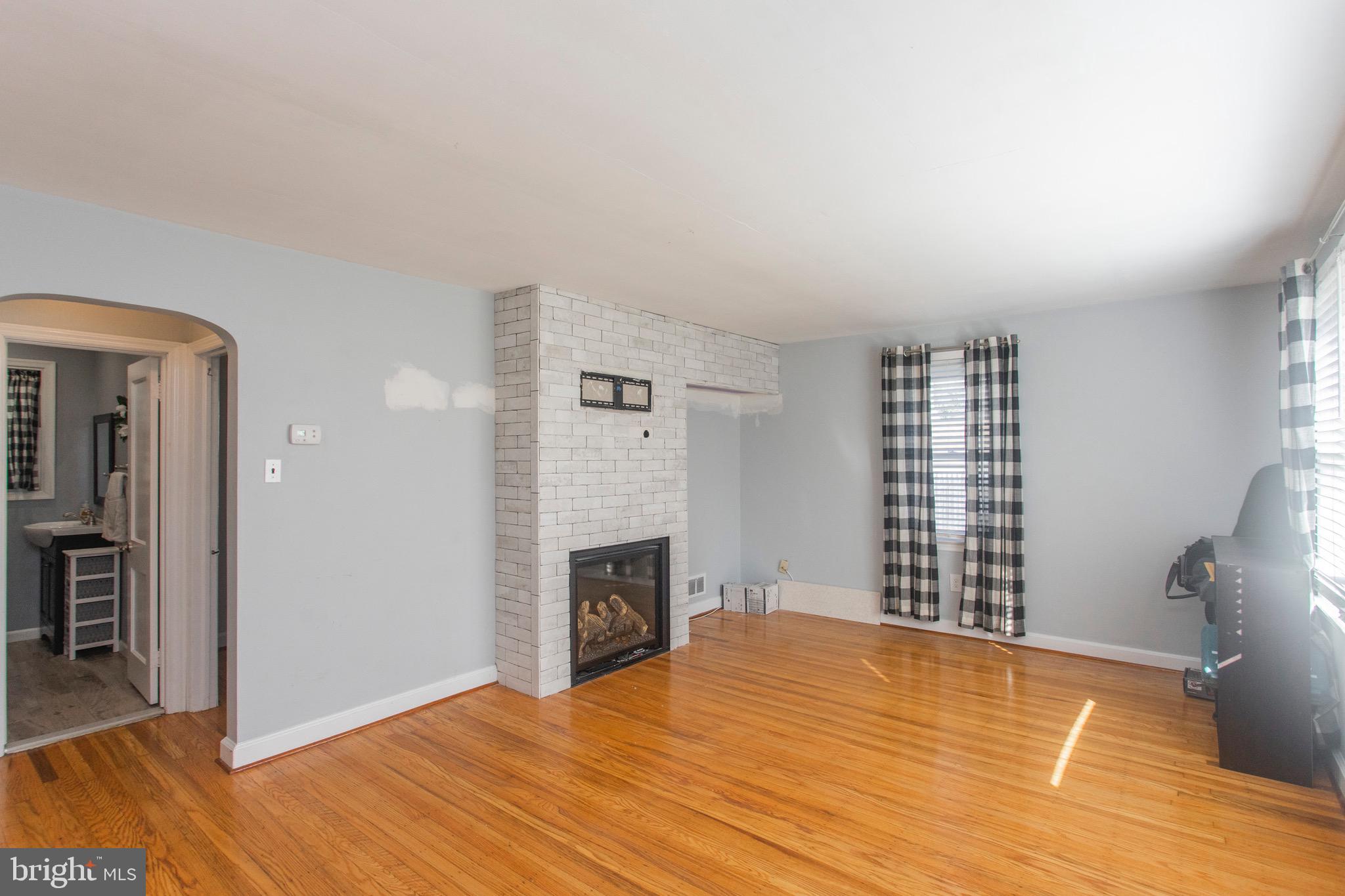404 Brookhaven Road Brookhaven, PA 19015 - Photo 4 of 28