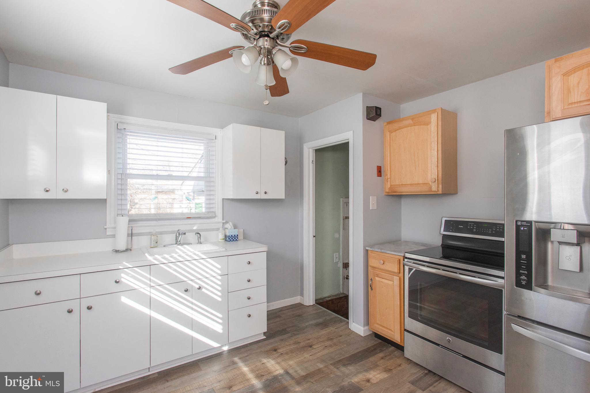 404 Brookhaven Road Brookhaven, PA 19015 - Photo 9 of 28