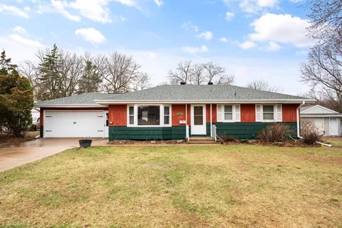 $300,000 | 6140 Rainbow Drive Northeast, Fridley, MN 55432