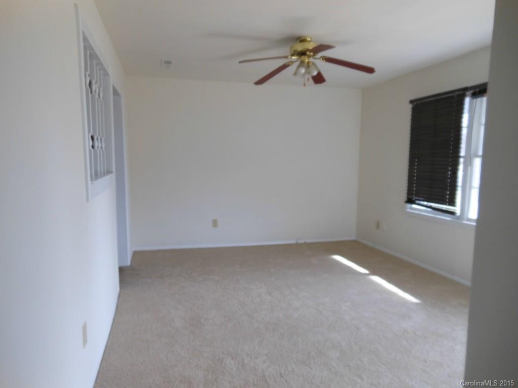 628 Milan Road East Charlotte, NC 28216 - Photo 2 of 13 Gallery Image 2