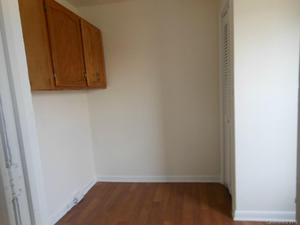 628 Milan Road East Charlotte, NC 28216 - Photo 11 of 13 Gallery Image 11