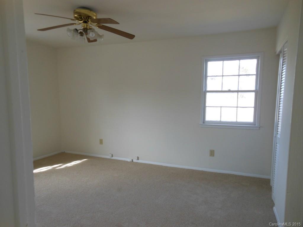 628 Milan Road East Charlotte, NC 28216 - Photo 8 of 13 Gallery Image 8