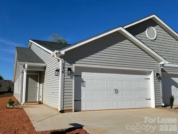 $2,495 | 136 Brawley Villas Place, Mooresville, NC 28117