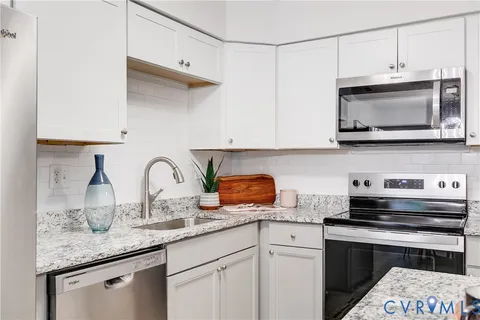 $349,990 | 1829 Ivystone Drive, Henrico, VA 23238