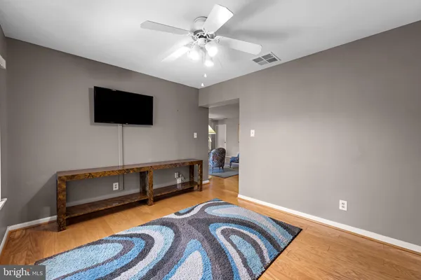 $220,000 | 4 Candlemaker Court, Unit 306, Baltimore, MD 21208