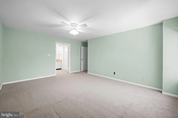 $220,000 | 4 Candlemaker Court, Unit 306, Baltimore, MD 21208