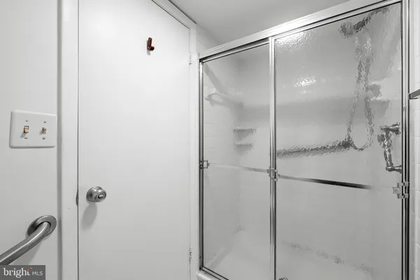 $220,000 | 4 Candlemaker Court, Unit 306, Baltimore, MD 21208