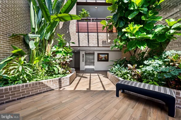 $220,000 | 4 Candlemaker Court, Unit 306, Baltimore, MD 21208