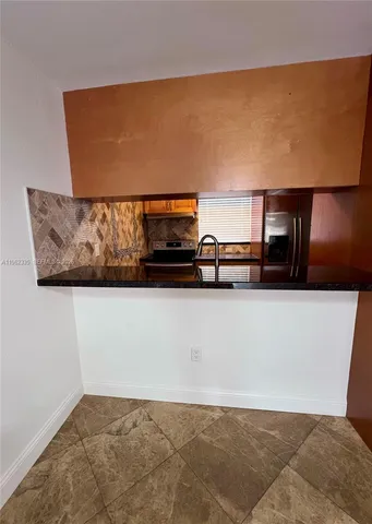 $2,400 | 6375 Southwest 136th Court, Unit 105I, Miami, FL 33183