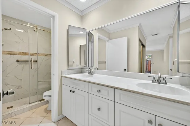 $259,900 | 1414 Park Shore Circle, Unit 2, Fort Myers, FL 33901