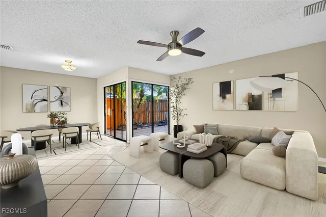 $259,900 | 1414 Park Shore Circle, Unit 2, Fort Myers, FL 33901