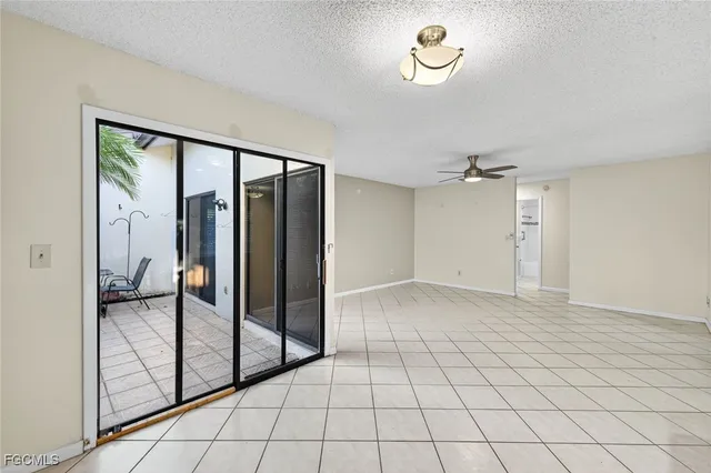 $259,900 | 1414 Park Shore Circle, Unit 2, Fort Myers, FL 33901