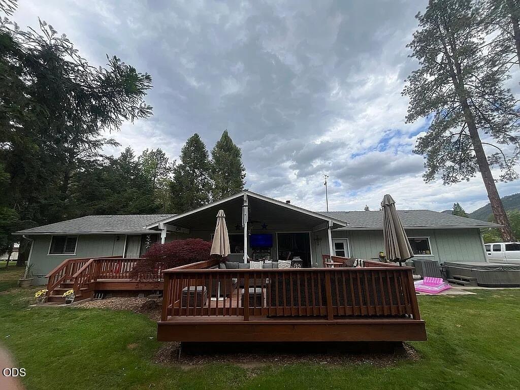 8122 New Hope Road Grants Pass, OR 97527 - Photo 17 of 26