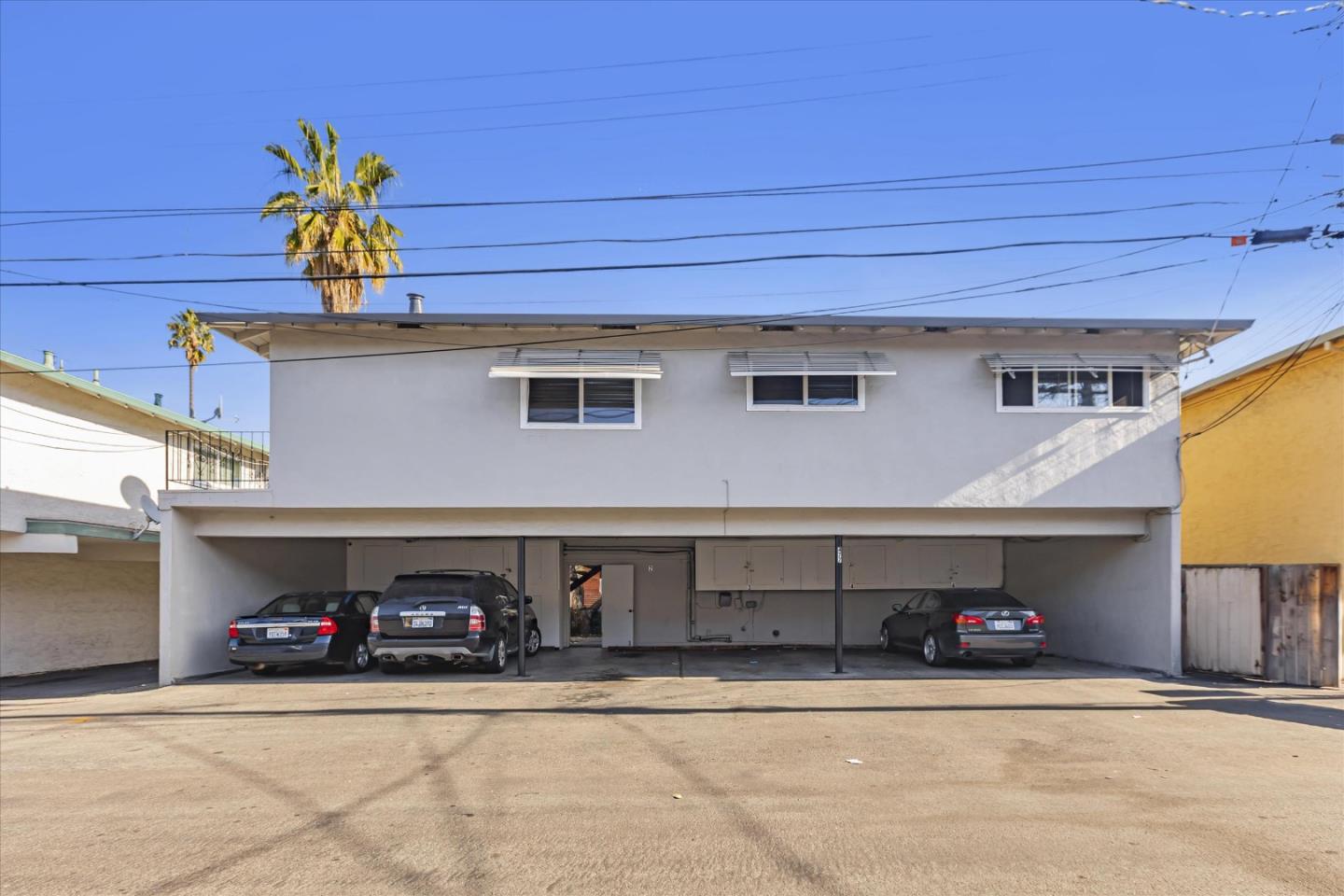 477 Greendale Way San Jose, CA 95129 - Photo 9 of 33 a view of a garage