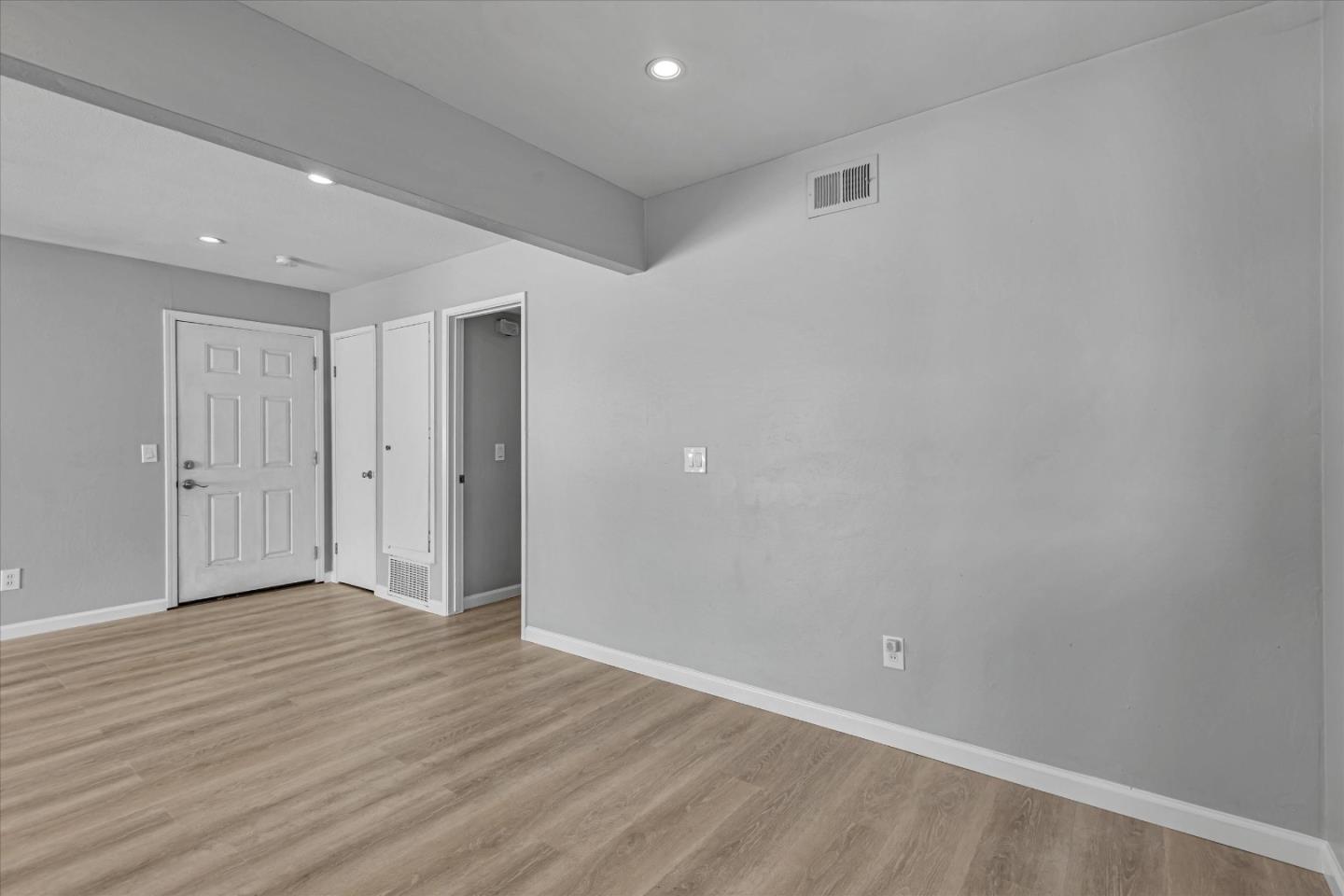 477 Greendale Way San Jose, CA 95129 - Photo 10 of 33 a view of an empty room
