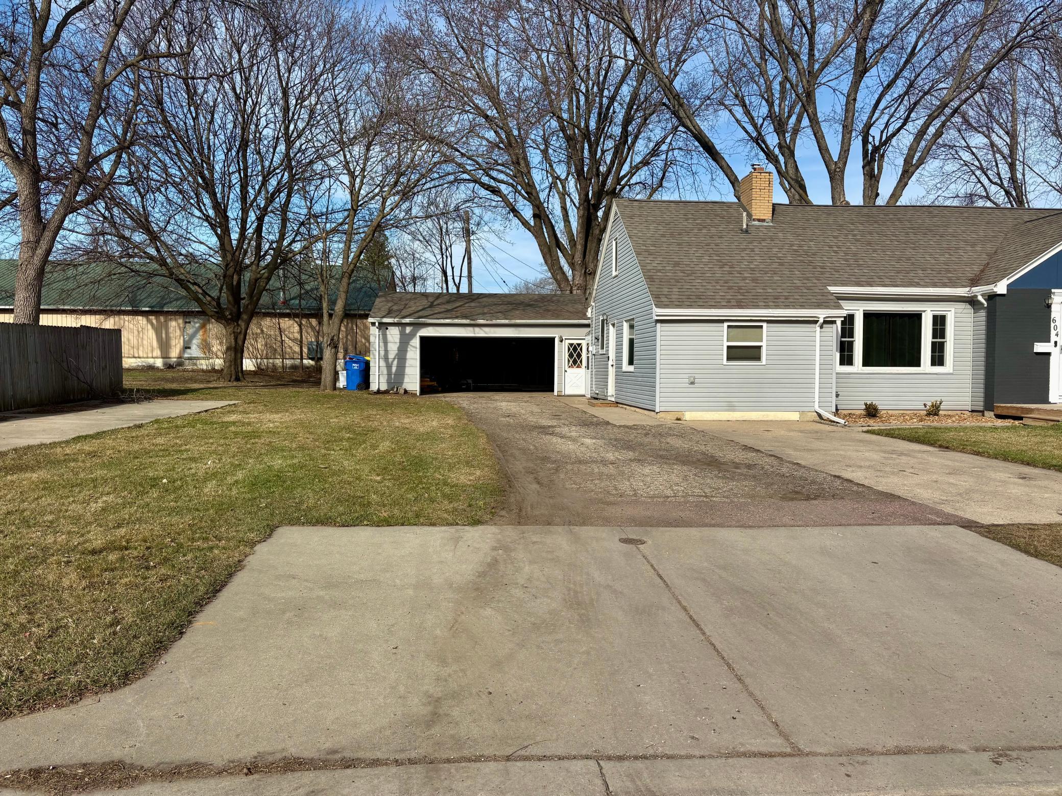 604 7th Avenue Southwest Pipestone, MN 56164 - Photo 2 of 27