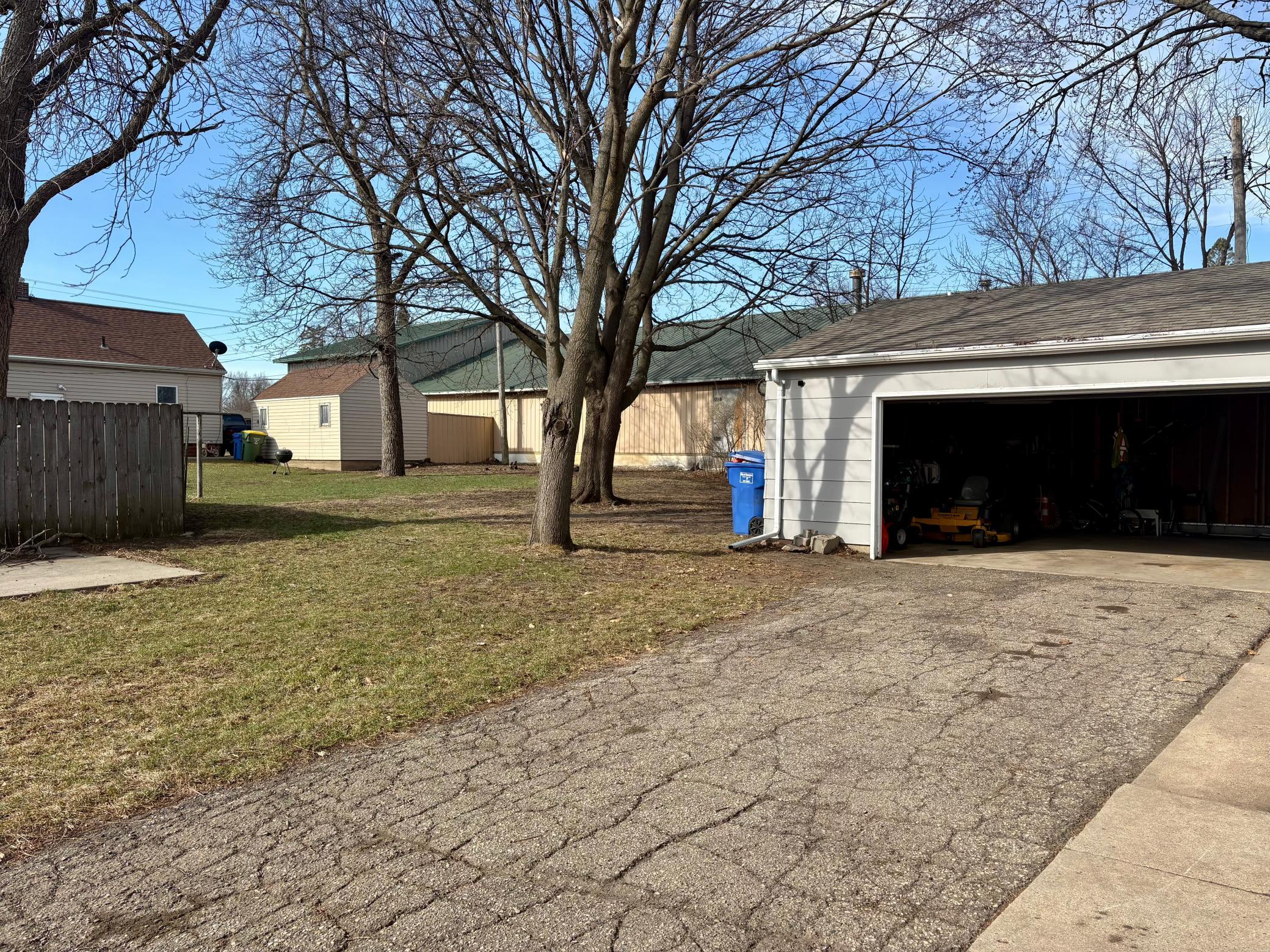 604 7th Avenue Southwest Pipestone, MN 56164 - Photo 24 of 27