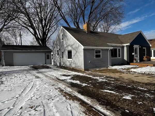 $209,900 | 604 7th Avenue Southwest, Pipestone, MN 56164