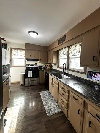$209,900 | 604 7th Avenue Southwest, Pipestone, MN 56164