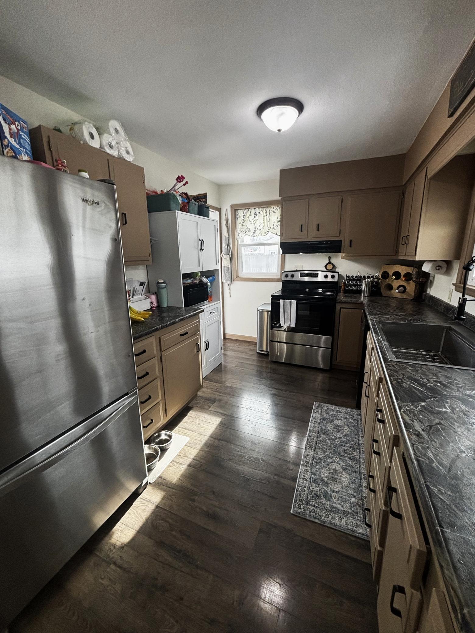 604 7th Avenue Southwest Pipestone, MN 56164 - Photo 5 of 27